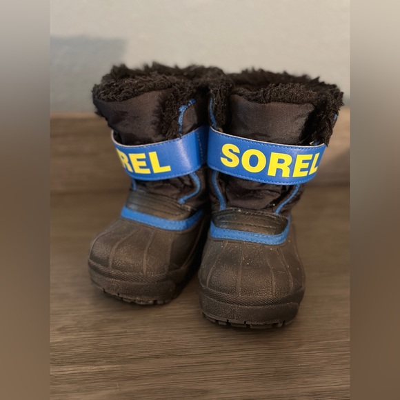 Sorel Commander Waterproof Insulated Winter Boots - Picture 2 of 14